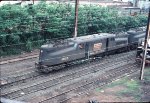 PC 4809 leads TV12 into Waverly yard